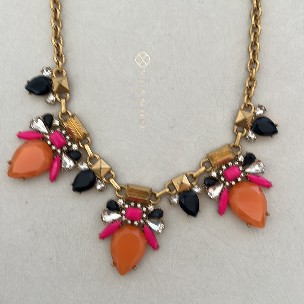 Colorful statement necklace - Picture 2 of 2